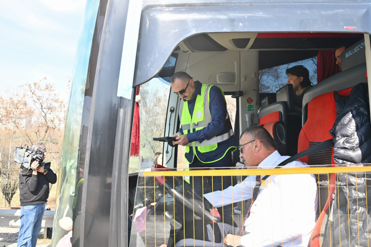 Bayramda fahiş fiyat ve korsan taşımacılığa 37,4 milyon lira ceza uygulandı